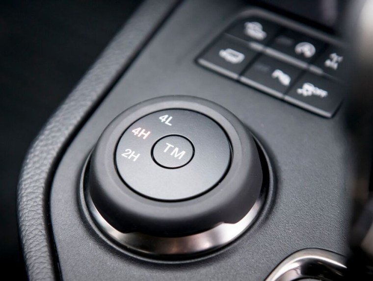 4x4 Trail Control knob